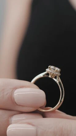 Ada Ring 18K Yellow Gold -Lustre Jewelry Shop ADA RING 18K YELLOW GOLD 777332 11e3fc70 9881 464a a4dc dec68ad7884b