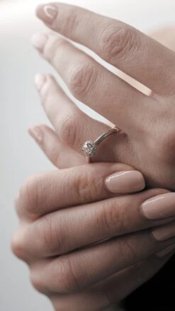 Ada Ring 18K White Gold -Lustre Jewelry Shop ADA18KWHITEGOLD10 9d0336e8 185d 48cf 9884 638e6d78ffad