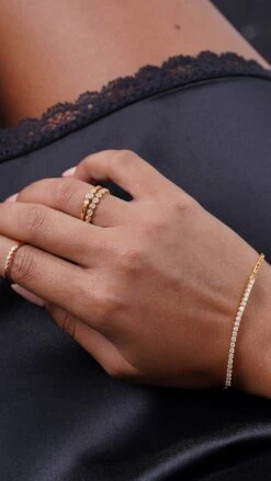 Meadow Ring 18K Gold Vermeil -Lustre Jewelry Shop AIMEE CATE MEADOW LOUANNE 089DNKJS 9f186d37 254a 4ee5 b87f 9d4a0dc57c27