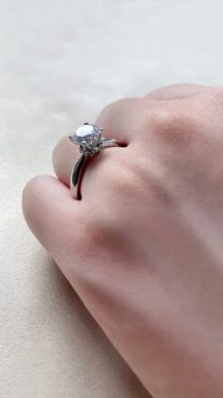 Alia Ring 18K White Gold -Lustre Jewelry Shop AliaRingWGSide21080 a4bdd99c aa1c 4afd b8ed 5fe4d5522c77