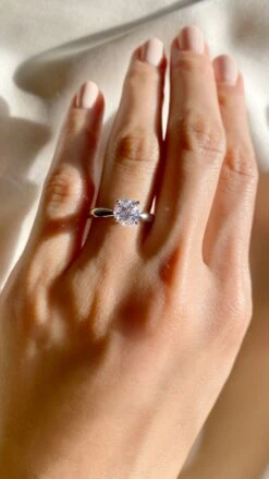 Alia Ring 18K White Gold -Lustre Jewelry Shop AliaRing LS2