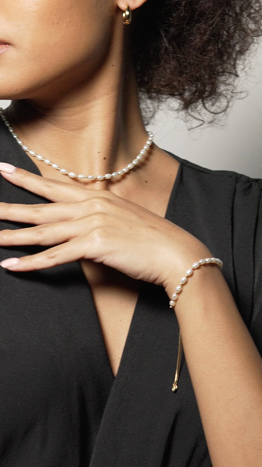 Lizzy Pearl Bracelet 18K Gold Vermeil 4 Lizzy Pearl Bracelet 18K Gold Vermeil - Image 2