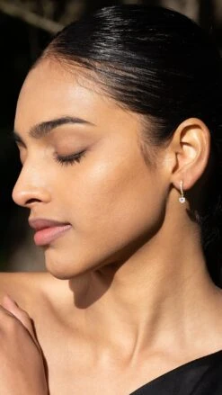 Amare Heart Hoops 18K Gold Vermeil -Lustre Jewelry Shop Amare YG UDID7S00