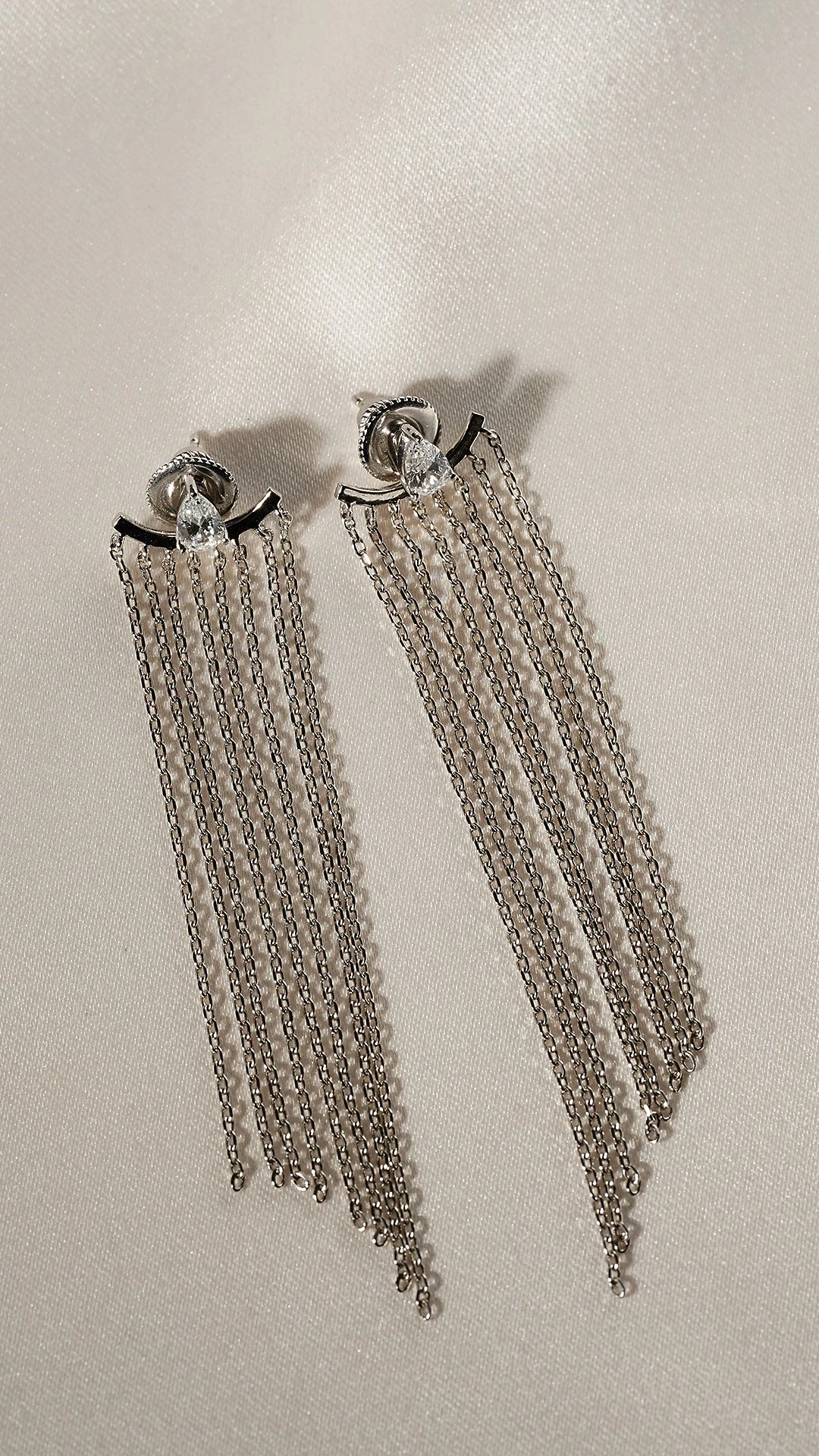 Avalon Earring White Gold Plated 9 Avalon Earring White Gold Plated - Image 7