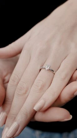 Beth Ring 18K White Gold -Lustre Jewelry Shop Beth Ring 18K White Gold Beth Ring 18K White Gold 552552 95c6db80 e871 4234 9bdb efcf40ccb194