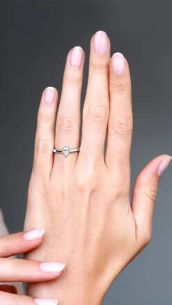 Bianca Ring 18K Rose Gold -Lustre Jewelry Shop Bianca ring 0.66 WG 6b4bb195 cd49 4bdd a025 c5e13c1af6a2