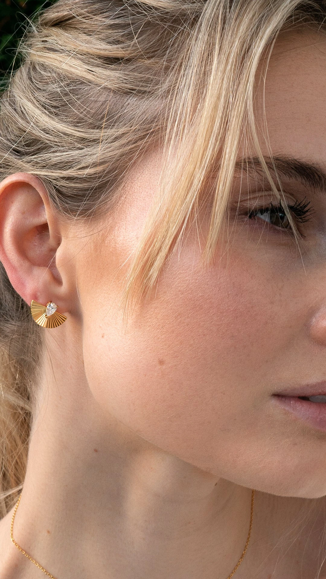 Celene Fan Studs 18K Gold Vermeil 10 Celene Fan Studs 18K Gold Vermeil - Image 8