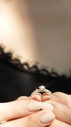 Corinne Ring 0.44ct 18K White Gold -Lustre Jewelry Shop CORINNE RING 0902211 81be3421 f2de 41ed b116 b4b7d476dc10