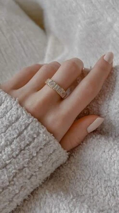 Cassidy Ring 18K Gold Vermeil -Lustre Jewelry Shop Cassidy Ring 18K Gold Vermeil DSEE