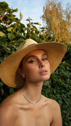 Cassidy Necklace White Gold Plated -Lustre Jewelry Shop CassidyNecklaceSilver8333