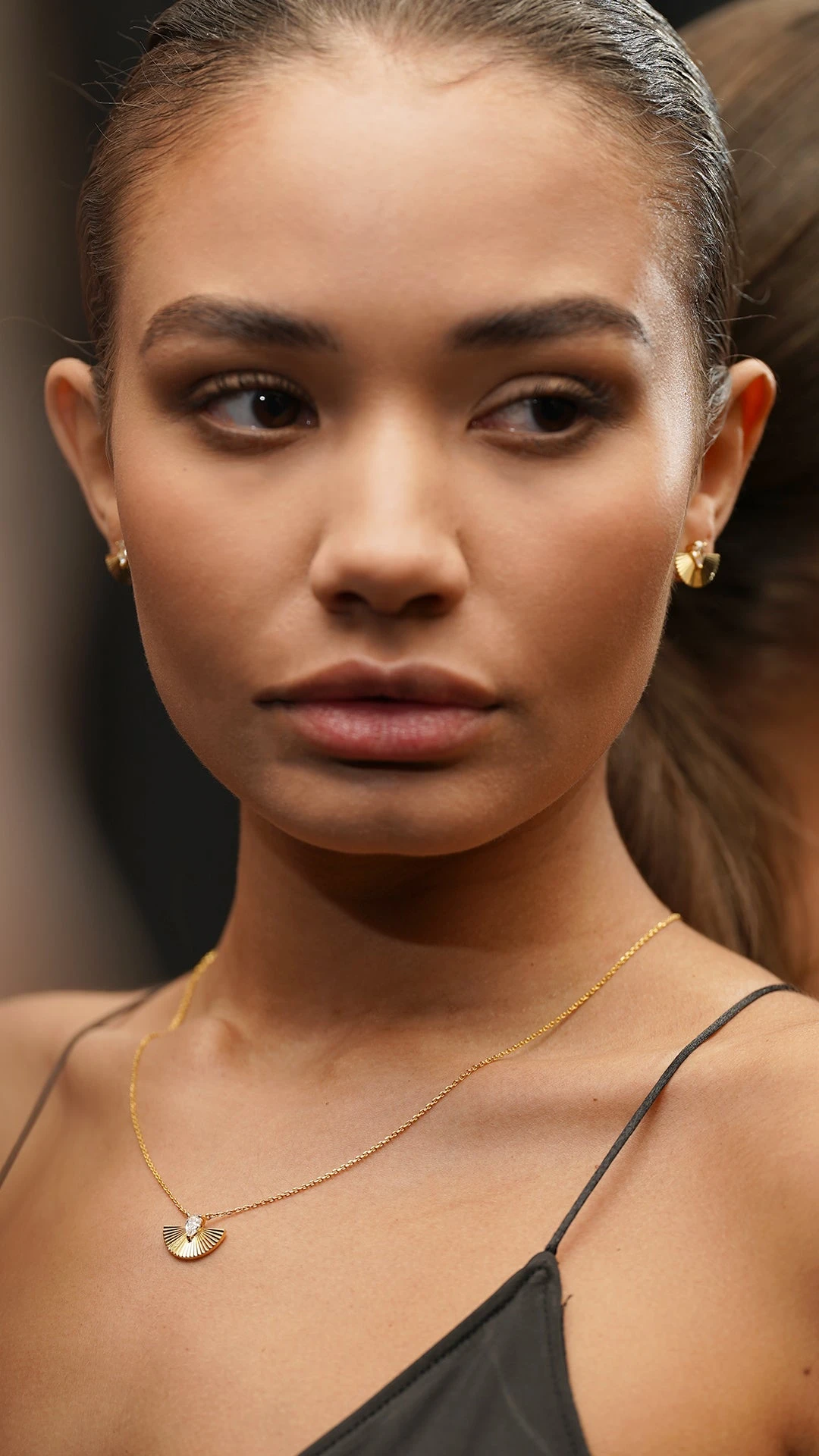 Celene Fan Necklace 18K Gold Vermeil 8 Celene Fan Necklace 18K Gold Vermeil - Image 6