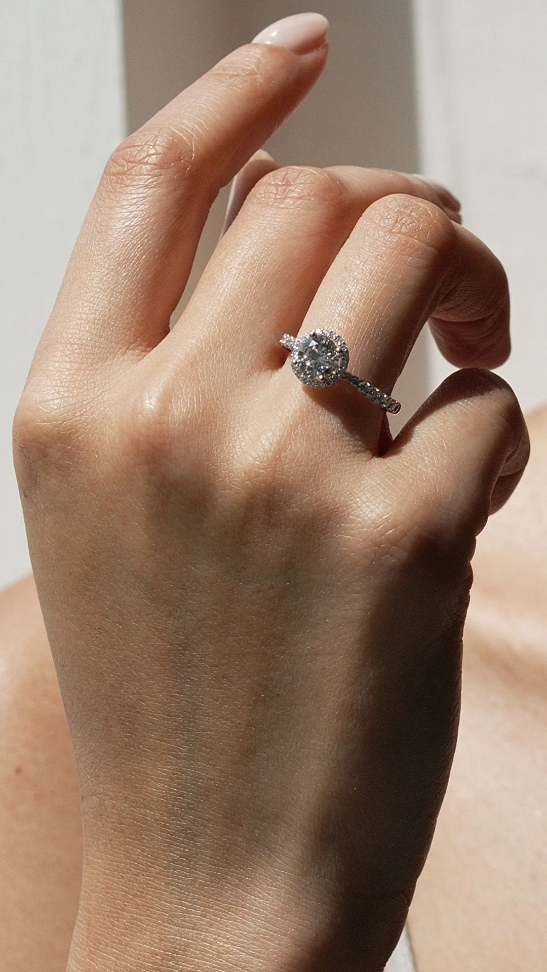 Delilah Ring 18K White Gold 5 Delilah Ring 18K White Gold - Image 3