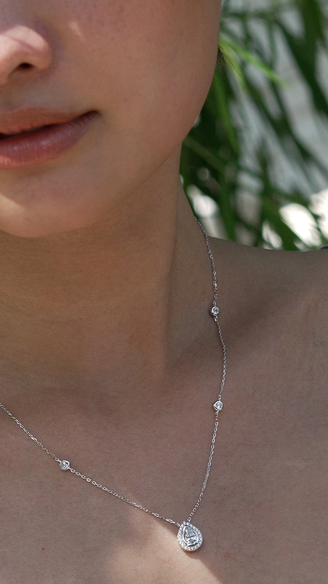 Emile Necklace White Gold Plated 10 Emile Necklace White Gold Plated - Image 8