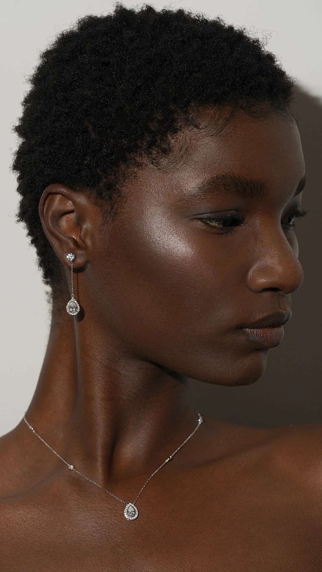 Emile Necklace White Gold Plated 12 Emile Necklace White Gold Plated - Image 10