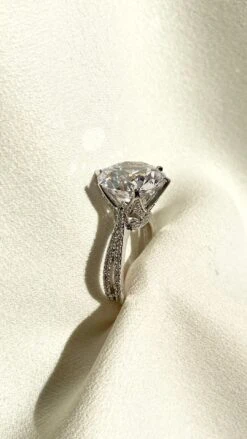 Easton Round Microset Ring -Lustre Jewelry Shop EastonRing 2