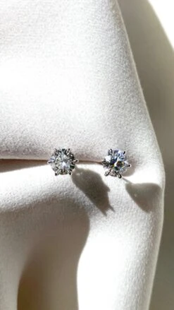 Fiona Studs 9K White Gold -Lustre Jewelry Shop ElleStuds White Still3 170ce65f 24de 47c1 865b 3bd43ec99414