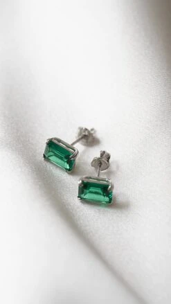 Fulton Emerald Green Double Prong Studs -Lustre Jewelry Shop Fulton Emerald Green Double Prong Studs 8IJS
