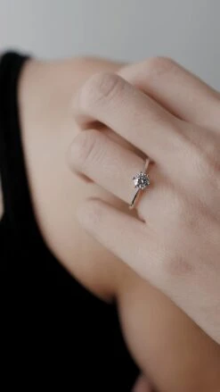 Gaia Ring 18K White Gold -Lustre Jewelry Shop GAIA RING 18K WHITE GOLD 32