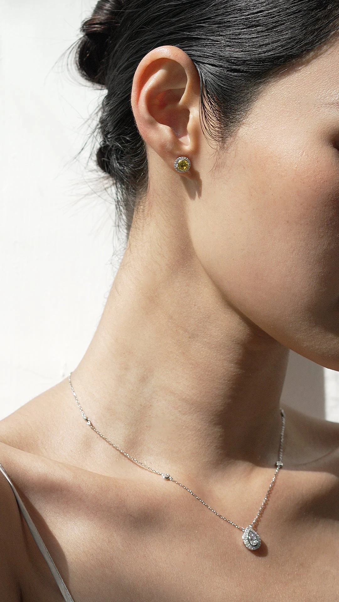 Emile Necklace White Gold Plated 6 Emile Necklace White Gold Plated - Image 4