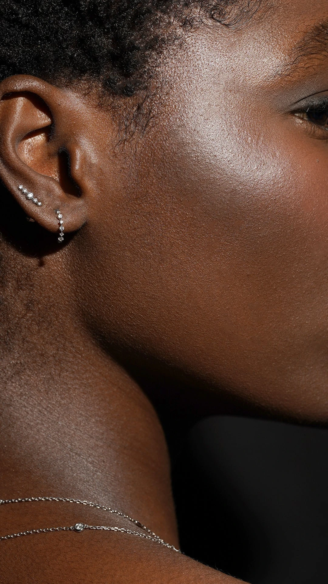 Cami Hoop 9K White Gold 8 Cami Hoop 9K White Gold - Image 6