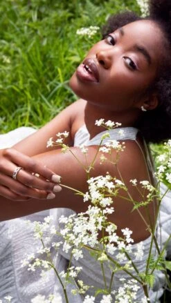 Hamsa Ring 18K White Gold -Lustre Jewelry Shop HamsaRing WG FN