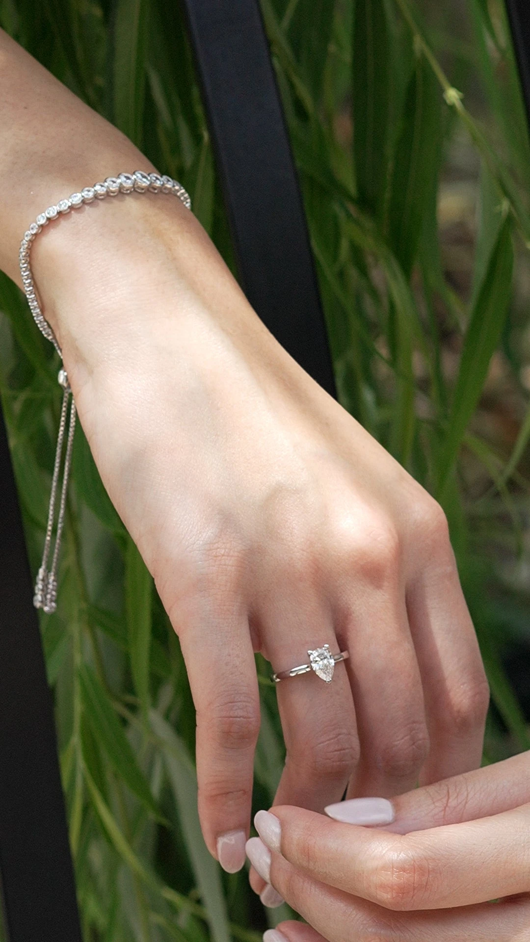 Florence Ring 18K White Gold 8 Florence Ring 18K White Gold - Image 6