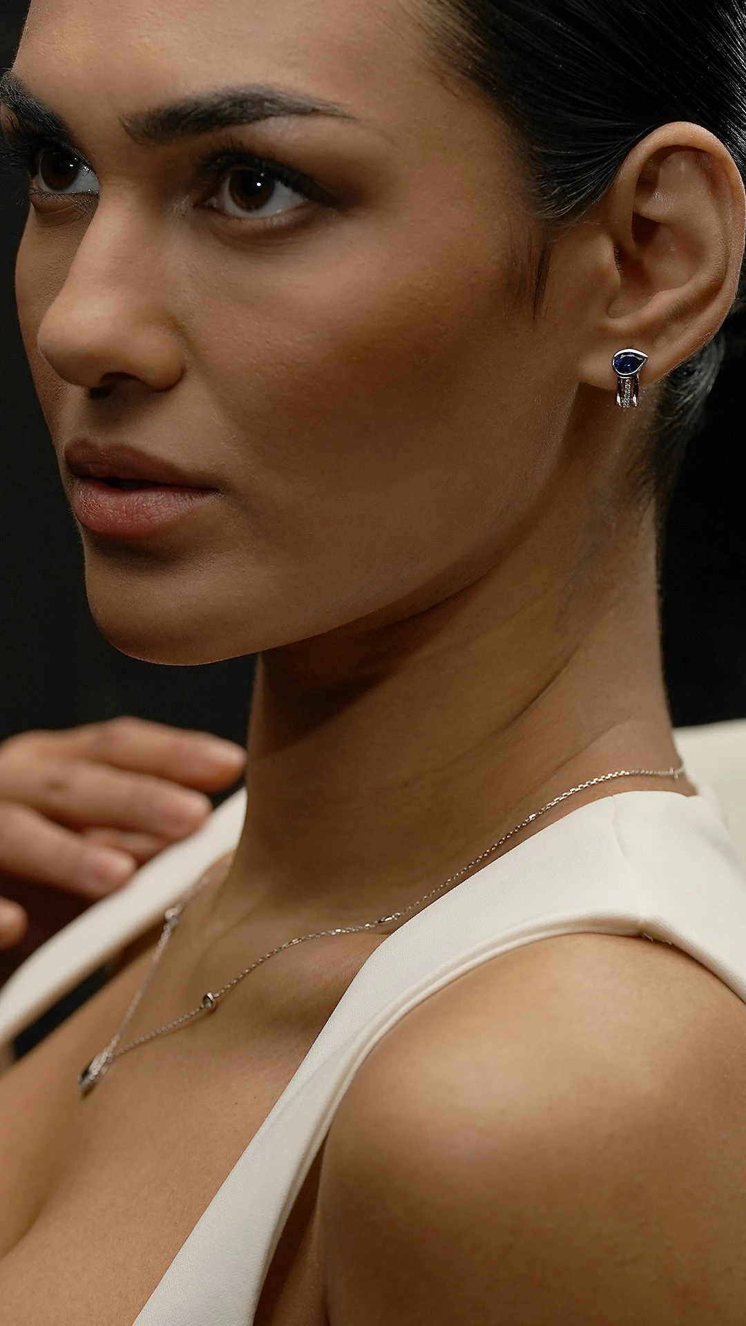 Jaia Earrings Sapphire White Gold Plated 12 Jaia Earrings Sapphire White Gold Plated - Image 10