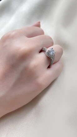 Jelena Ring 18K Rose Gold -Lustre Jewelry Shop JelenaRingWGSide1080