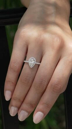 Kristen Ring 18K White Gold 27 Kristen Ring 18K White Gold -Lustre Jewelry Shop KRISTEN RING DKDKS 0bf50296 a150 4e94 8500 8294ef31fffd