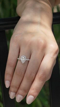 Kristen Ring 18K White Gold 21 Kristen Ring 18K White Gold -Lustre Jewelry Shop KRISTEN RING S0KKS 1ccf2cf0 a834 45b3 a4de 58dd0193d489