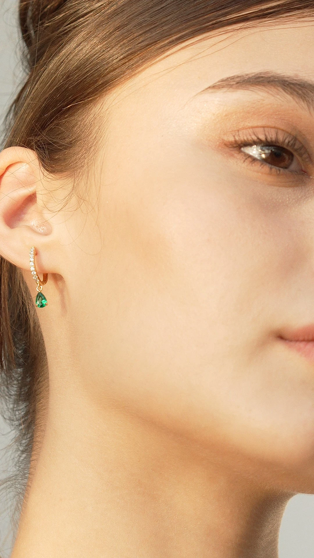 Leni Hoop Emerald Green 18K Gold Vermeil 15 Leni Hoop Emerald Green 18K Gold Vermeil - Image 13