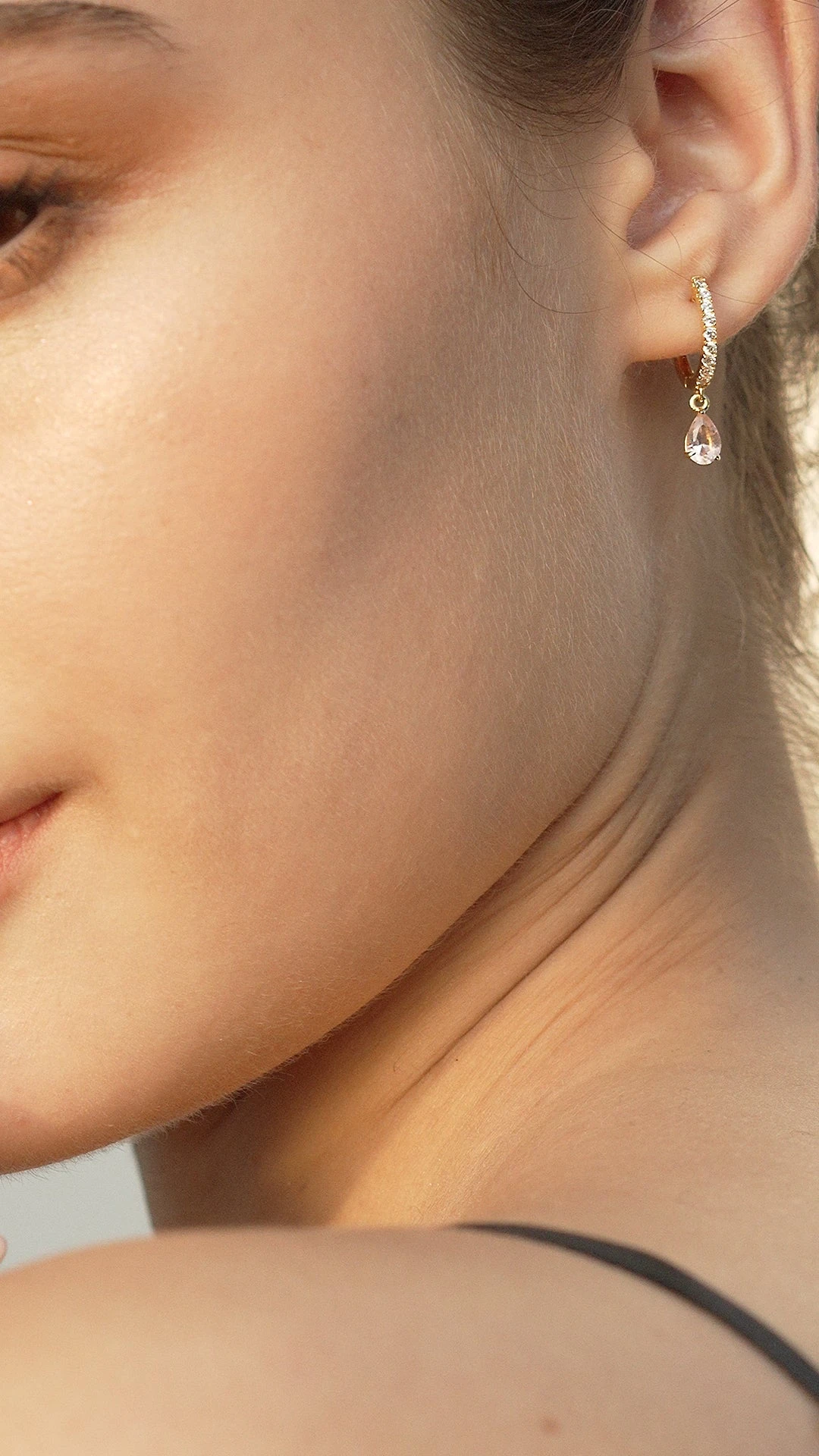 Leni Hoop Morganite 18K Gold Vermeil 11 Leni Hoop Morganite 18K Gold Vermeil - Image 9