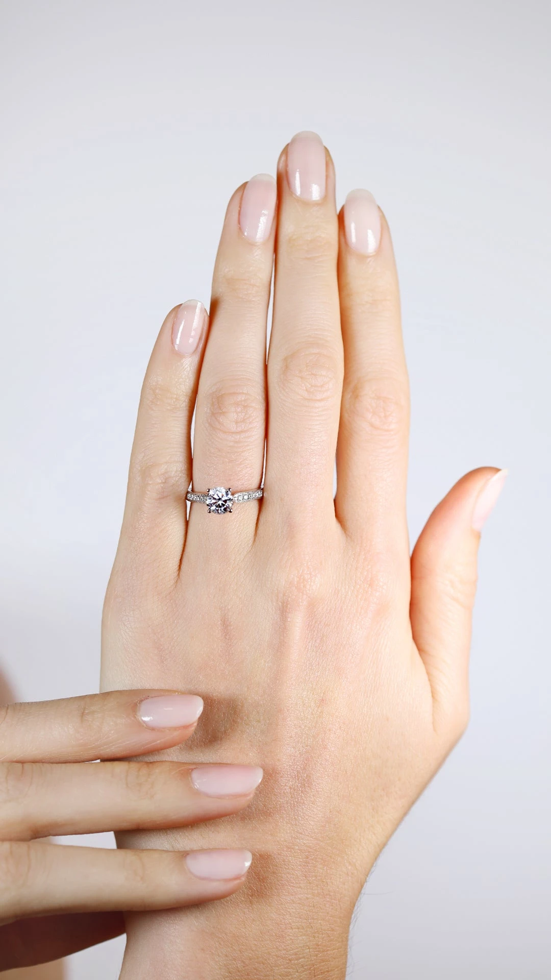 Lilian Ring 18K White Gold 5 Lilian Ring 18K White Gold - Image 3