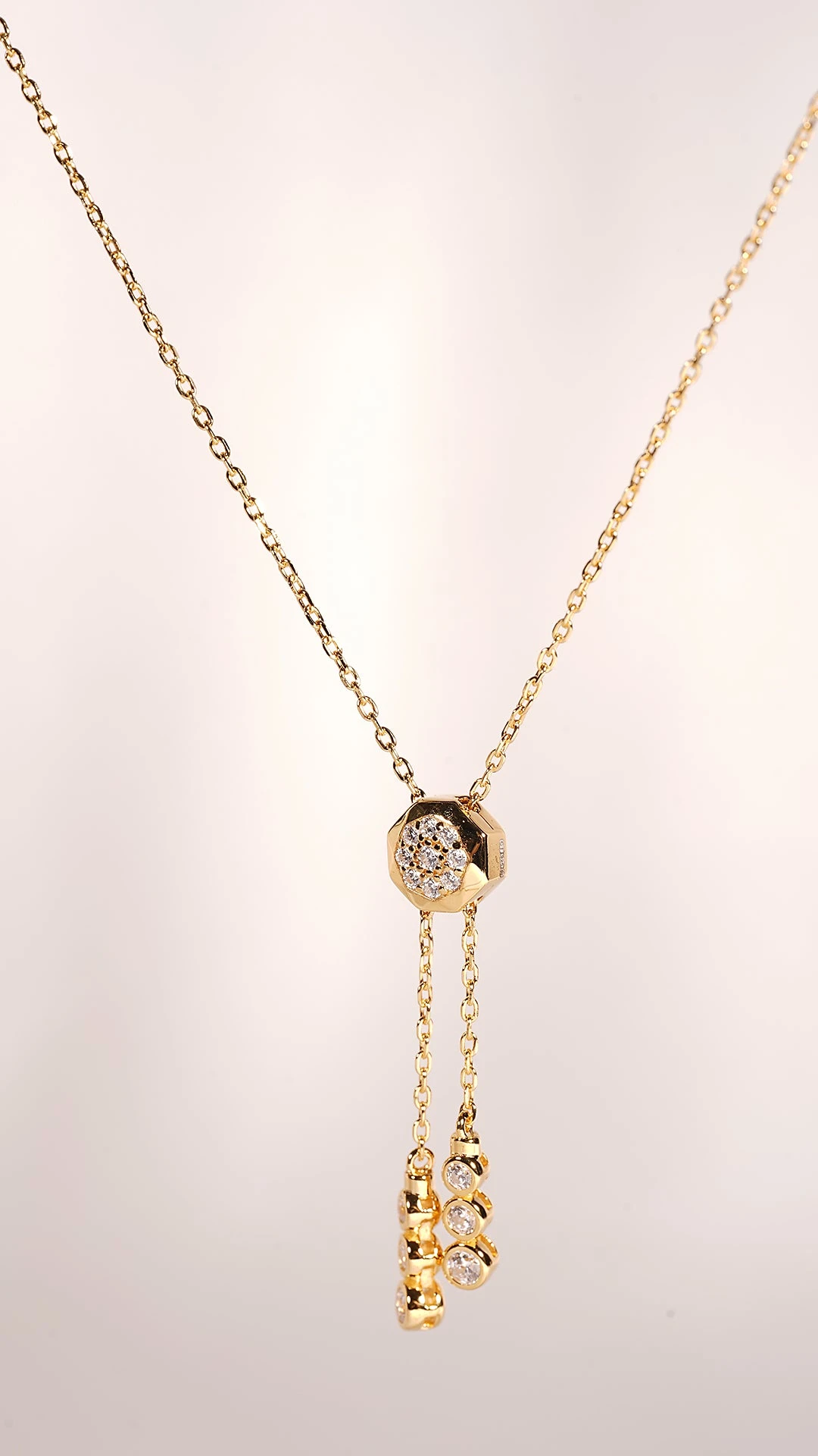 Linden Necklace 18K Gold Vermeil 7 Linden Necklace 18K Gold Vermeil - Image 5