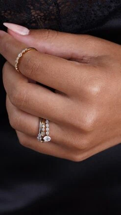 Wallis Ring White Gold Plated -Lustre Jewelry Shop MINDY WALLIS DENIZ MEADOW KISD9 cd7defb1 e1f8 4854 aaa9 352bc5b5f249