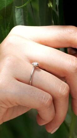 Maisie Ring 9K White Gold -Lustre Jewelry Shop Maisie Ring 9K White Gold udidu