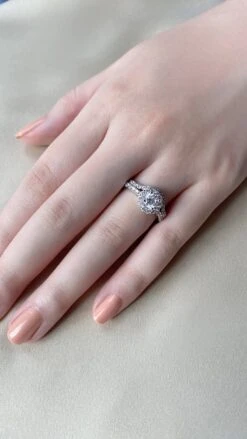 Parker Ring 18K Rose Gold -Lustre Jewelry Shop ParkerringWG1080