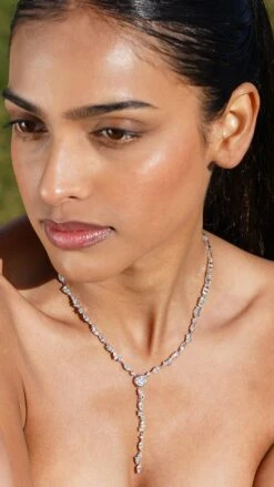 Parvi Necklace White Gold Plated