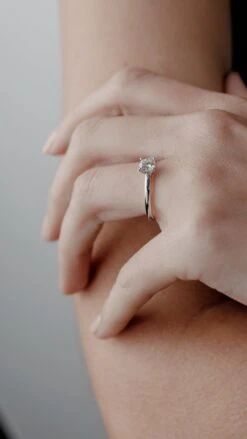 Saffia Ring 0.50ct 18K White Gold -Lustre Jewelry Shop SAFFIA RING 18K WHITE GOLD 494493