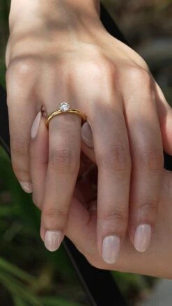 Saffia Ring 0.50ct 18K Yellow Gold 18 Saffia Ring 0.50ct 18K Yellow Gold -Lustre Jewelry Shop Saffia Ring 0.50ct 18K Yellow Gold iss8sk