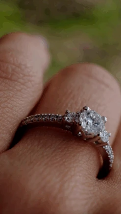 Vivienne Ring 18K White Gold 12 Vivienne Ring 18K White Gold -Lustre Jewelry Shop Screenshot2020 10 16at16.28.15