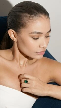 Tatum Emerald Cocktail Ring White Gold Plated -Lustre Jewelry Shop Tatum Emerald Flanders Cocktail Ring d09kld