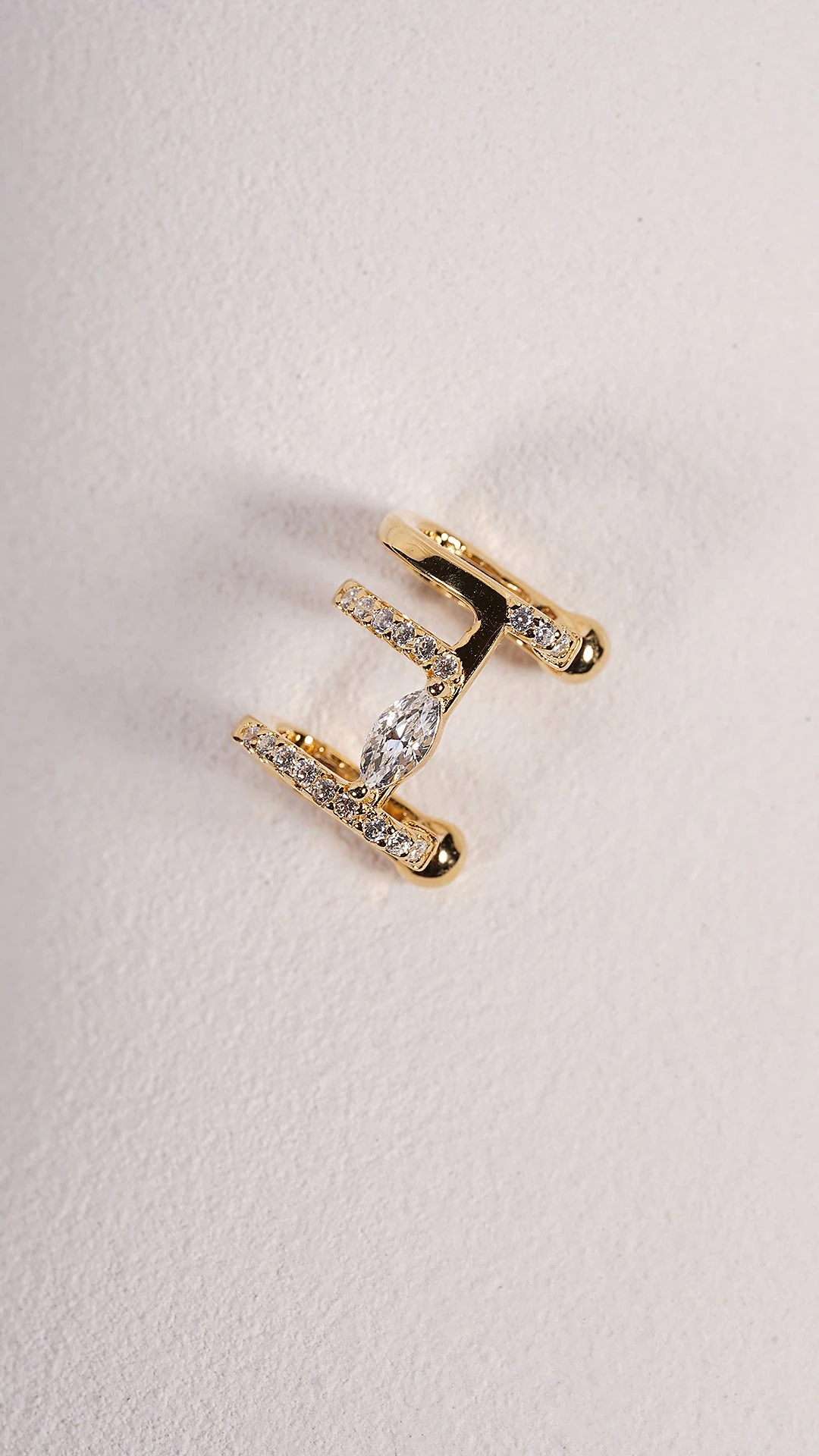 Telma Ear Cuff 18K Gold Vermeil 14 Telma Ear Cuff 18K Gold Vermeil - Image 12