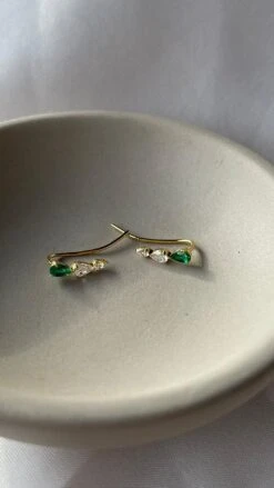 Toluda Ear Climber Emerald Gold Vermeil 20 Toluda Ear Climber Emerald Gold Vermeil -Lustre Jewelry Shop Toluda Ear Climber Emerald Gold Vermeil 98eskj