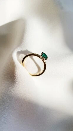 Trudie Ring 0.50ct 18K Yellow Gold Emerald -Lustre Jewelry Shop TrudieRing18KYG EM Still1
