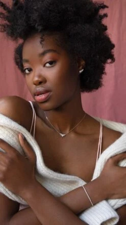 Abigail Studs White Gold Plated -Lustre Jewelry Shop TulisaNecklace FN1 1 69fcc336 e193 4ff3 9458 62d9d9110915