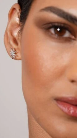 Vega Studs White Gold Plated