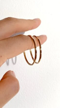 Viola Hoops Yellow Gold -Lustre Jewelry Shop ViolaHoops YG 1