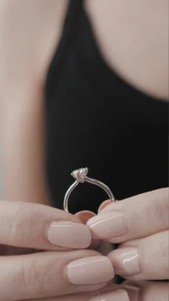 Zoey Ring 18K White Gold -Lustre Jewelry Shop Zoey Ring 18K White Gold 983983938 dd84ddd1 be66 4b36 8dcb e57e4ad32f8a