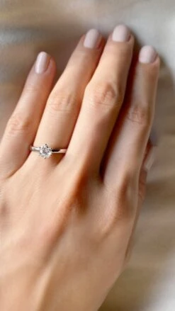 Zoey Ring 18K White Gold